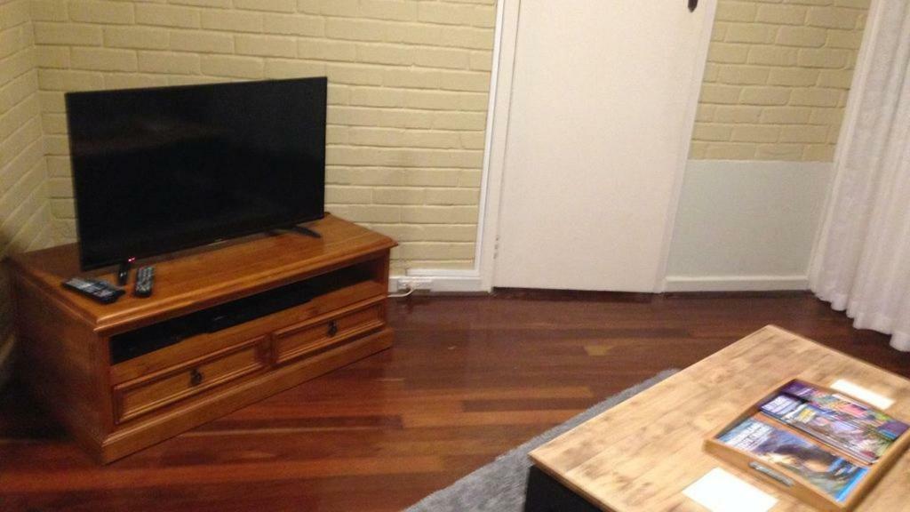 Affordable & Comfortable Apartment On Langley Park بيرث المظهر الخارجي الصورة
